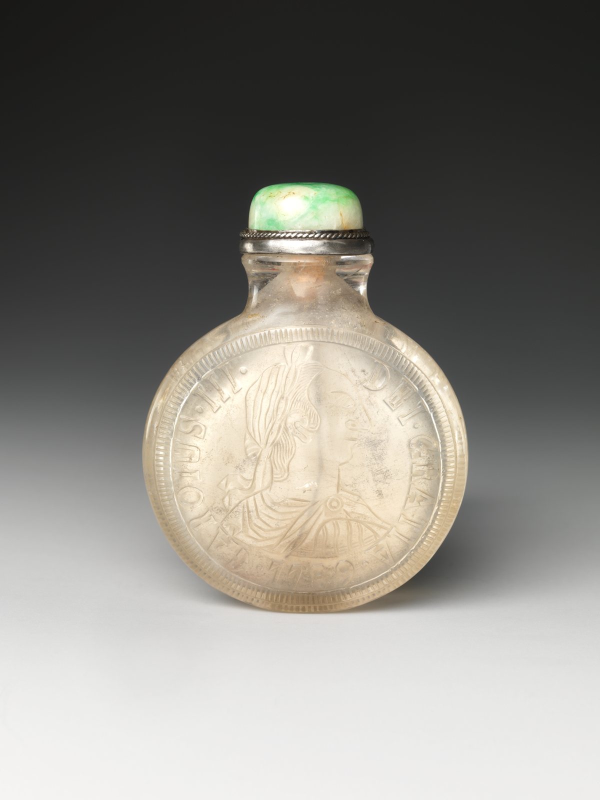 Snuff bottle set with a Mexican eight reales coin, late 18th to early 19th century, The Metropolitan Museum of Art, CC0